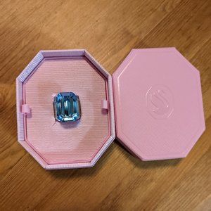 Swarovski LUCENT cocktail ring